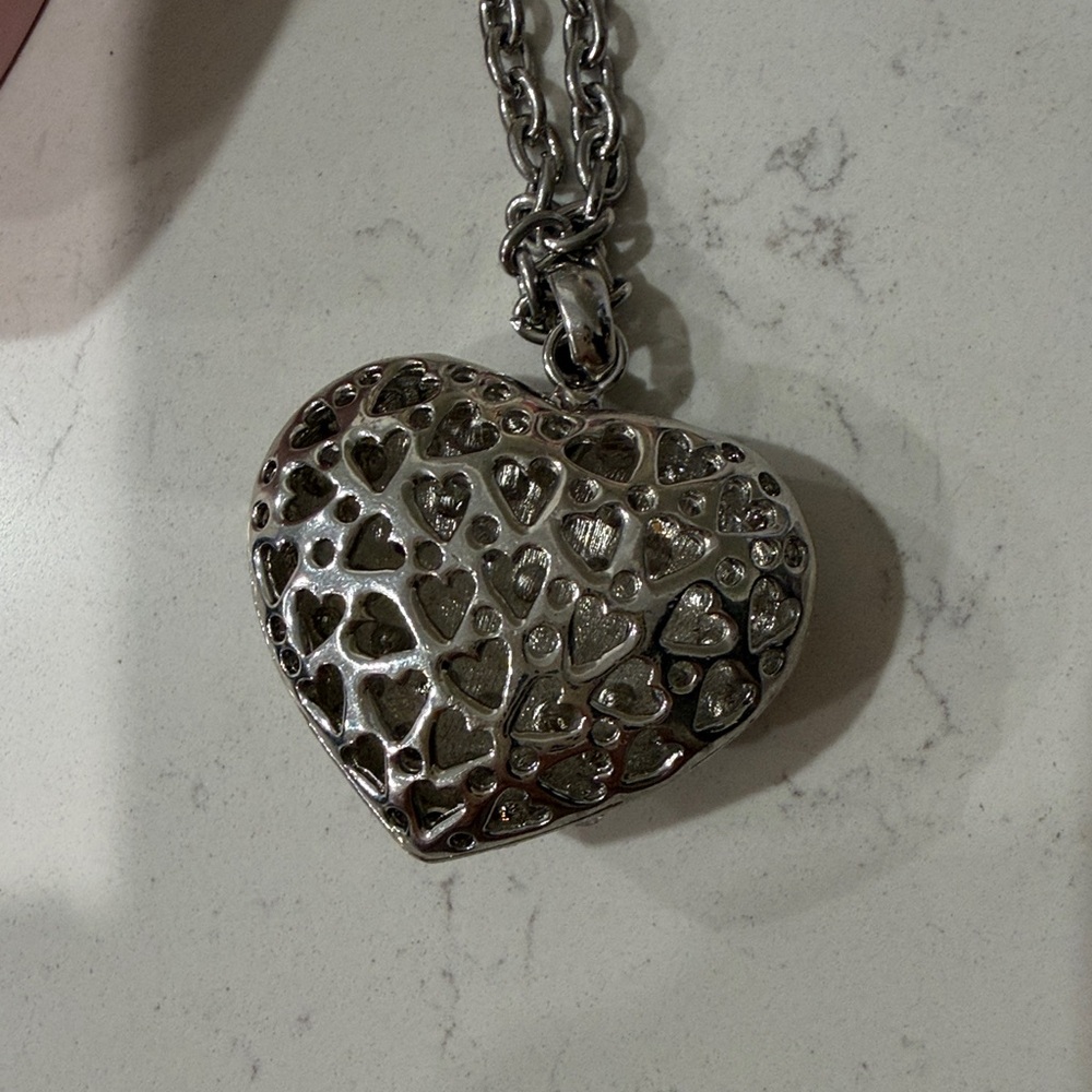 Juicy Couture jewelry - Picture 2 of 2